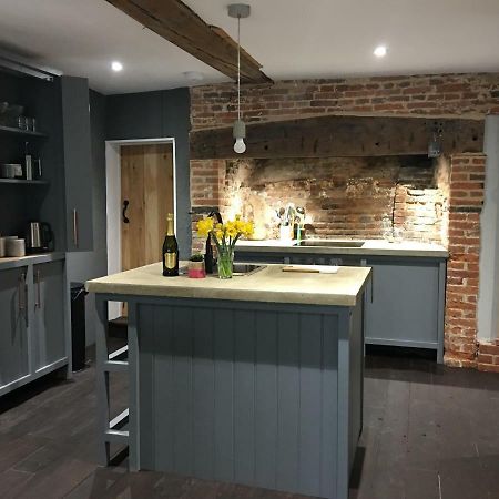 Square House Bildeston High Street Apartment Ipswich Bagian luar foto